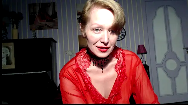 Marquise555 online show from September 25, 2025, 6:44 pm