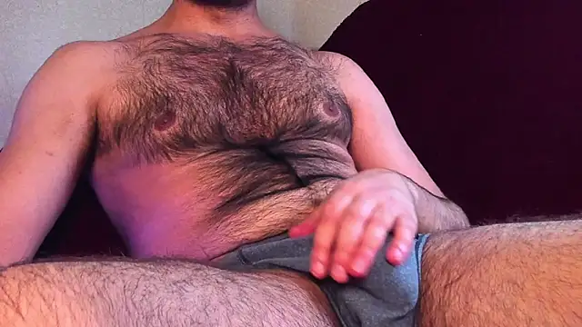 Deckard Webb1  online show from December 18, 2024, 8:36 pm