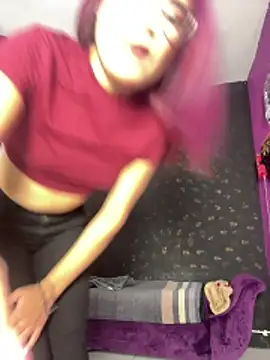 Snapshot of Alexa_Slave chatting on December 3, 2025, 7:45 pm Alexa Slave online show from December 3, 2025, 7:45 pm