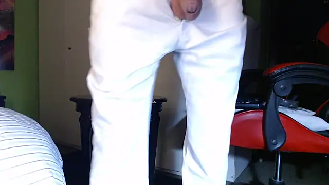 Snapshot of MASTERMONEY chatting on December 4, 2024, 2:31 am MASTERMONEY online show from December 4, 2024, 2:31 am