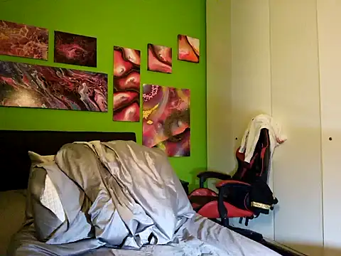 Snapshot of MASTERMONEY chatting on September 9, 2025, 9:47 pm MASTERMONEY online show from September 9, 2025, 9:47 pm