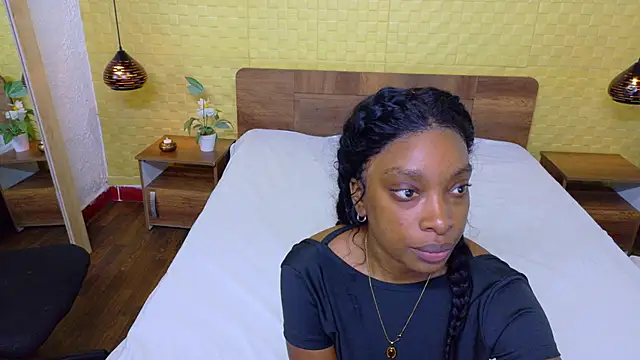 Shamiraa moore online show from February 21, 2026, 1:12 pm