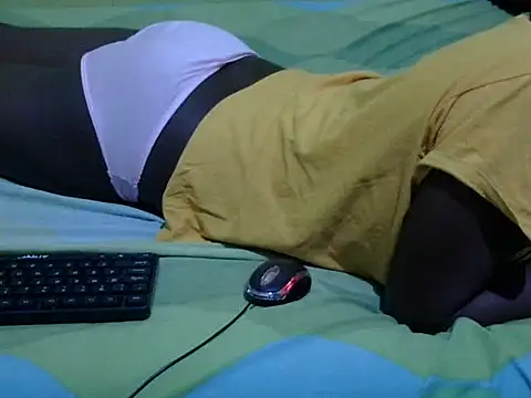 Snapshot of QUEEN-LIZ chatting on October 23, 2025, 3:28 am QUEEN-LIZ online show from October 23, 2025, 3:28 am