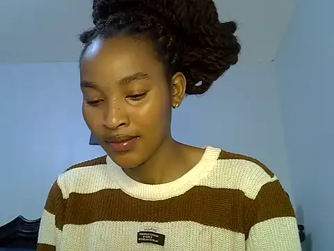 Snapshot of cute-alexis chatting on May 24, 2026, 9:36 am cute-alexis online show from May 24, 2026, 9:36 am