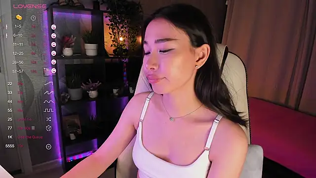 Snapshot of sensualily chatting on September 16, 2025, 3:46 pm sensualily online show from September 16, 2025, 3:46 pm