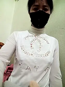 YunLem online show from February 13, 2025, 12:43 pm