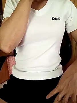 YunLem online show from October 5, 2025, 1:59 am