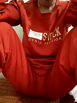 YunLem online show from November 2, 2025, 7:22 am