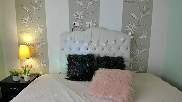 Esteff  o2 online show from January 13, 2025, 7:42 pm