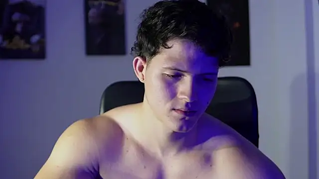 Hazzan Velez online show from December 16, 2025, 4:50 am