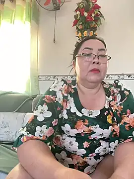 Snapshot of NDith chatting on February 8, 2026, 9:34 am NDith online show from February 8, 2026, 9:34 am