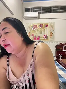 Snapshot of NDith chatting on March 6, 2026, 2:57 pm NDith online show from March 6, 2026, 2:57 pm