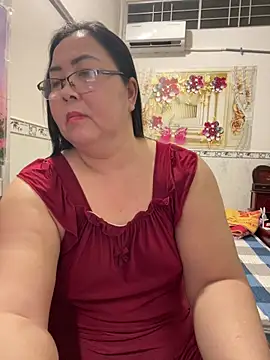 Snapshot of NDith chatting on April 1, 2026, 1:52 pm NDith online show from April 1, 2026, 1:52 pm