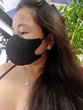 Snapshot of lyna_bl chatting on September 11, 2025, 12:00 am lyna bl online show from September 11, 2025, 12:00 am