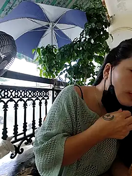 Snapshot of lyna_bl chatting on October 8, 2025, 1:58 am lyna bl online show from October 8, 2025, 1:58 am