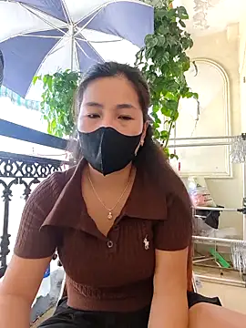 Snapshot of lyna_bl chatting on October 9, 2025, 2:20 am lyna bl online show from October 9, 2025, 2:20 am