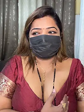 Snapshot of Oh-Monika chatting on May 4, 2026, 5:42 pm Oh-Monika online show from May 4, 2026, 5:42 pm