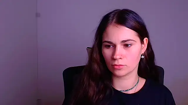 Loon Amore online show from December 19, 2024, 11:57 pm