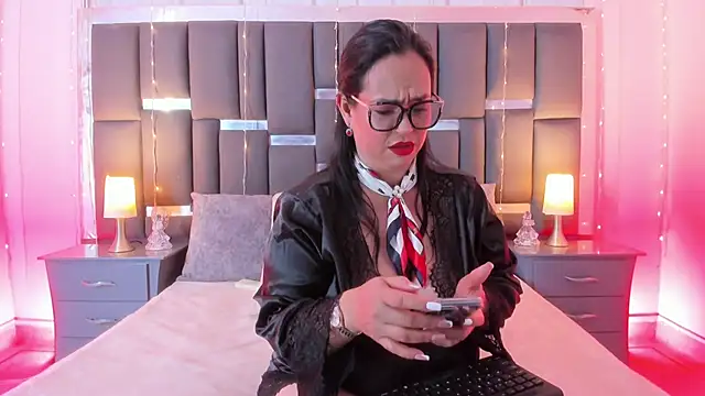 talivega online show from December 19, 2025, 8:27 pm