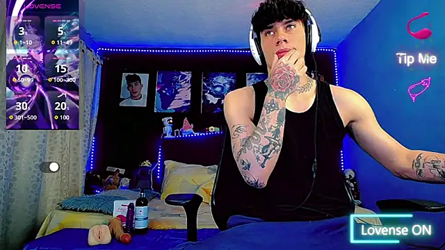 thiagomurphyy online show from October 24, 2025, 11:45 pm