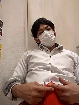 RYOTA8888888888 online show from October 24, 2025, 6:04 pm