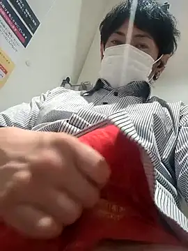 RYOTA8888888888 online show from March 4, 2026, 5:52 pm