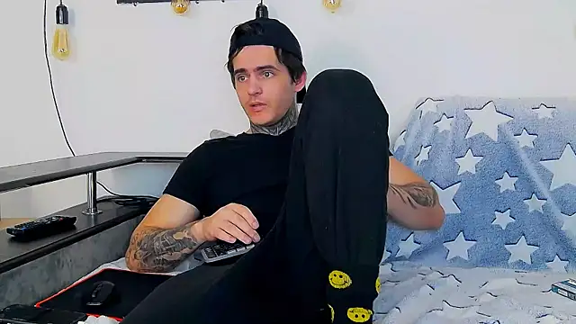 CarterCole online show from January 13, 2026, 2:00 pm