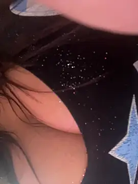 izanmiller2001 online show from March 26, 2026, 6:46 pm