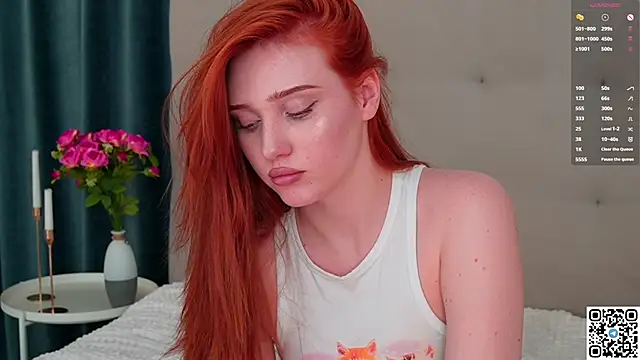 Snapshot of KleinGlif chatting on March 3, 2025, 12:16 pm KleinGlif online show from March 3, 2025, 12:16 pm