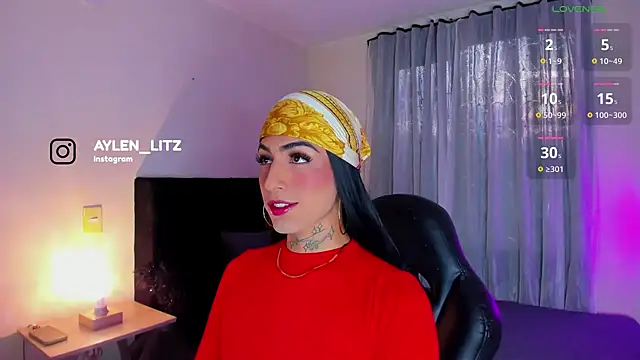 Snapshot of litz81 chatting on November 5, 2025, 9:59 pm litz81 online show from November 5, 2025, 9:59 pm