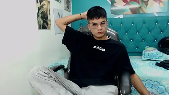 Noha scott online show from February 2, 2025, 11:11 pm