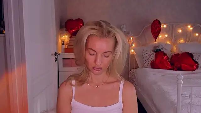 aestetick online show from February 27, 2026, 9:20 am