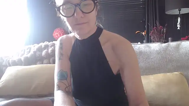 godinflower online show from February 7, 2026, 10:08 am