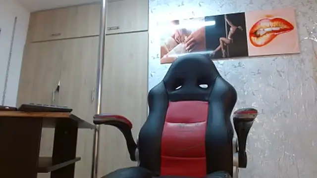 PaulinaRubio  online show from February 28, 2026, 7:26 pm