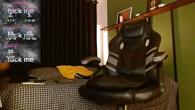 castle 87 online show from October 18, 2025, 6:08 pm