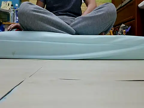 Snapshot of zhan7965 chatting on February 17, 2026, 11:40 am zhan7965 online show from February 17, 2026, 11:40 am