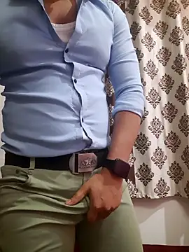 Guyinshortss online show from March 3, 2026, 8:15 pm