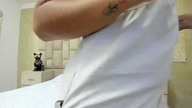 EmmaTorres  online show from September 8, 2025, 8:30 pm