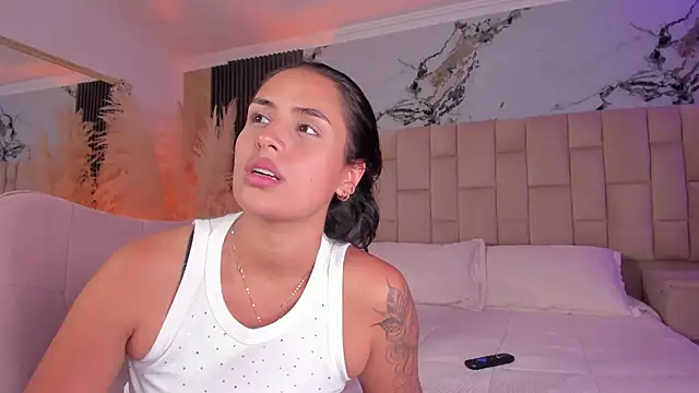 EmmaTorres  online show from March 28, 2026, 9:14 pm