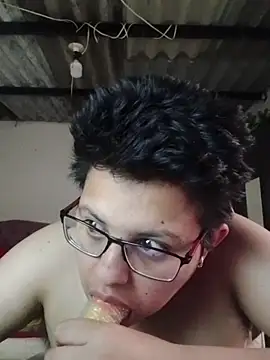 Snapshot of tatsumi_nao chatting on November 30, 2025, 8:35 pm tatsumi nao online show from November 30, 2025, 8:35 pm