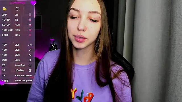 Sm0ly online show from March 18, 2025, 2:15 am