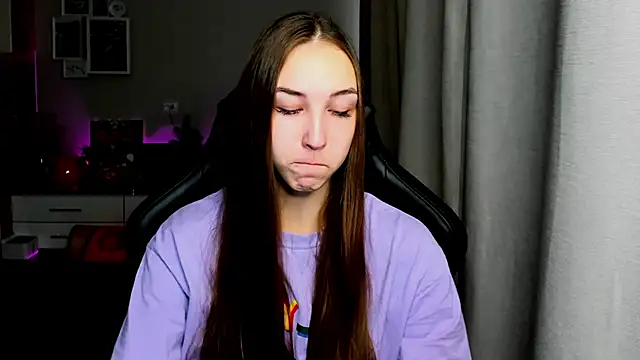 Sm0ly online show from October 1, 2025, 2:06 am