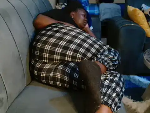 leslysexygirl online show from March 5, 2025, 5:07 am