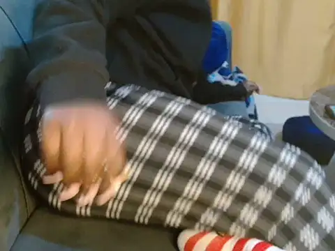 leslysexygirl online show from October 6, 2025, 5:27 am