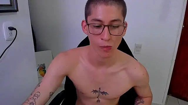 Snapshot of Jaack_str chatting on December 19, 2024, 3:18 am Jaack str online show from December 19, 2024, 3:18 am