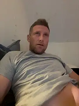 aaronmc311840 online show from September 24, 2025, 10:46 pm