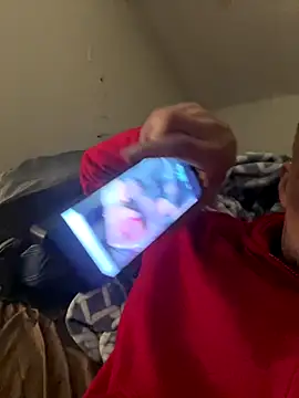 aaronmc311840 online show from October 15, 2025, 1:39 am