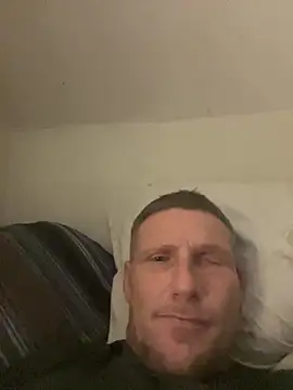 aaronmc311840 online show from October 19, 2025, 3:51 am