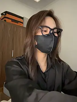 Lilisa miu online show from March 4, 2026, 4:57 pm