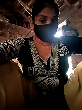 Snapshot of haymona chatting on October 27, 2025, 5:22 am haymona online show from October 27, 2025, 5:22 am